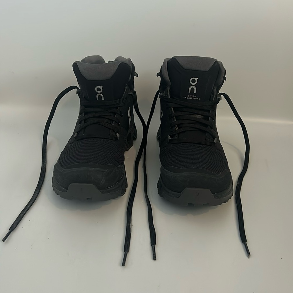 On Cloud Cloudrock 2 Waterproof Hiking Boot